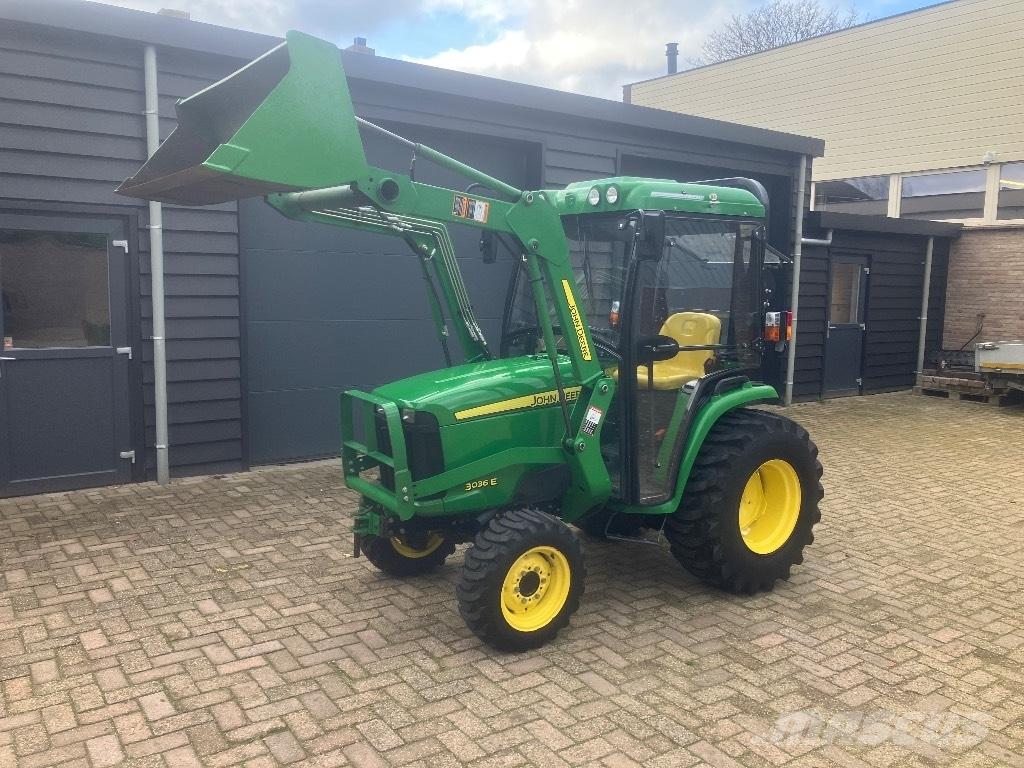 John Deere 3036 E Kompakttraktorer