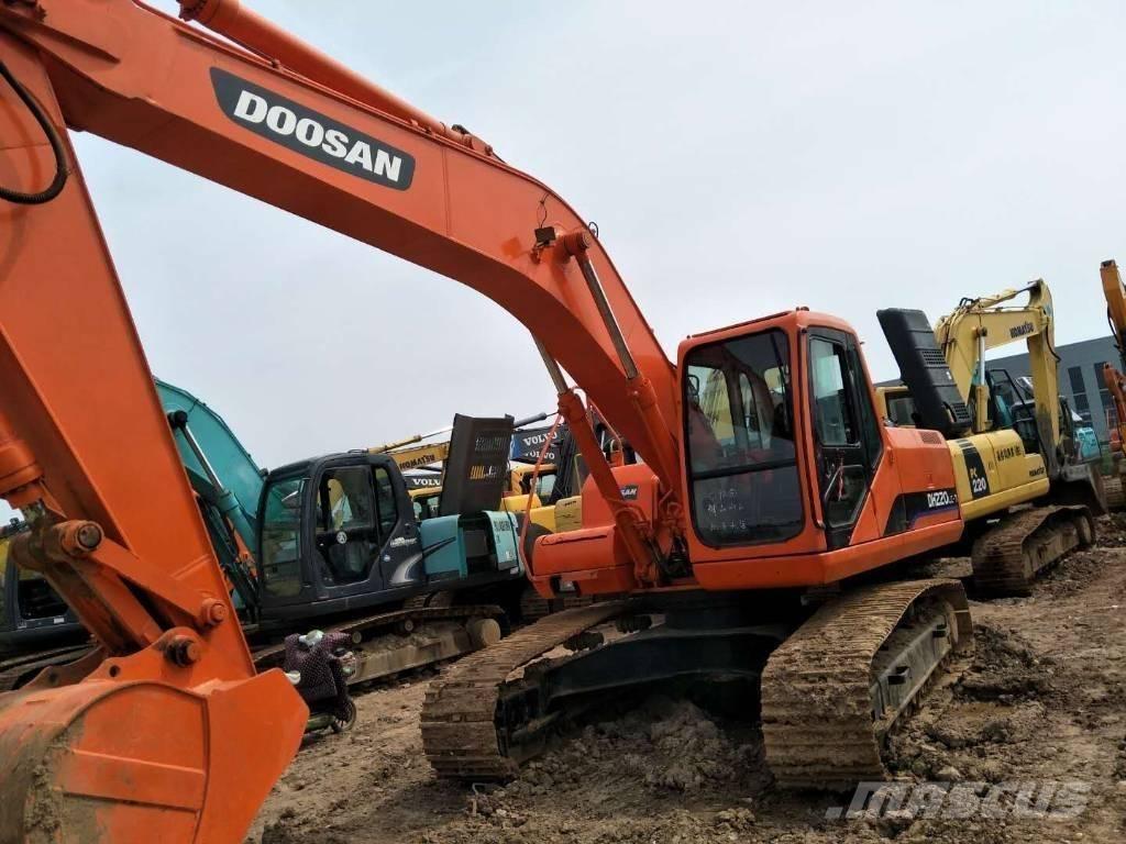 Doosan 225 Bandgrävare