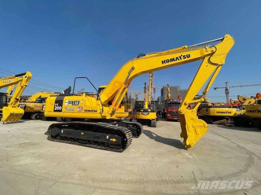 Komatsu PC200-7 Bandgrävare