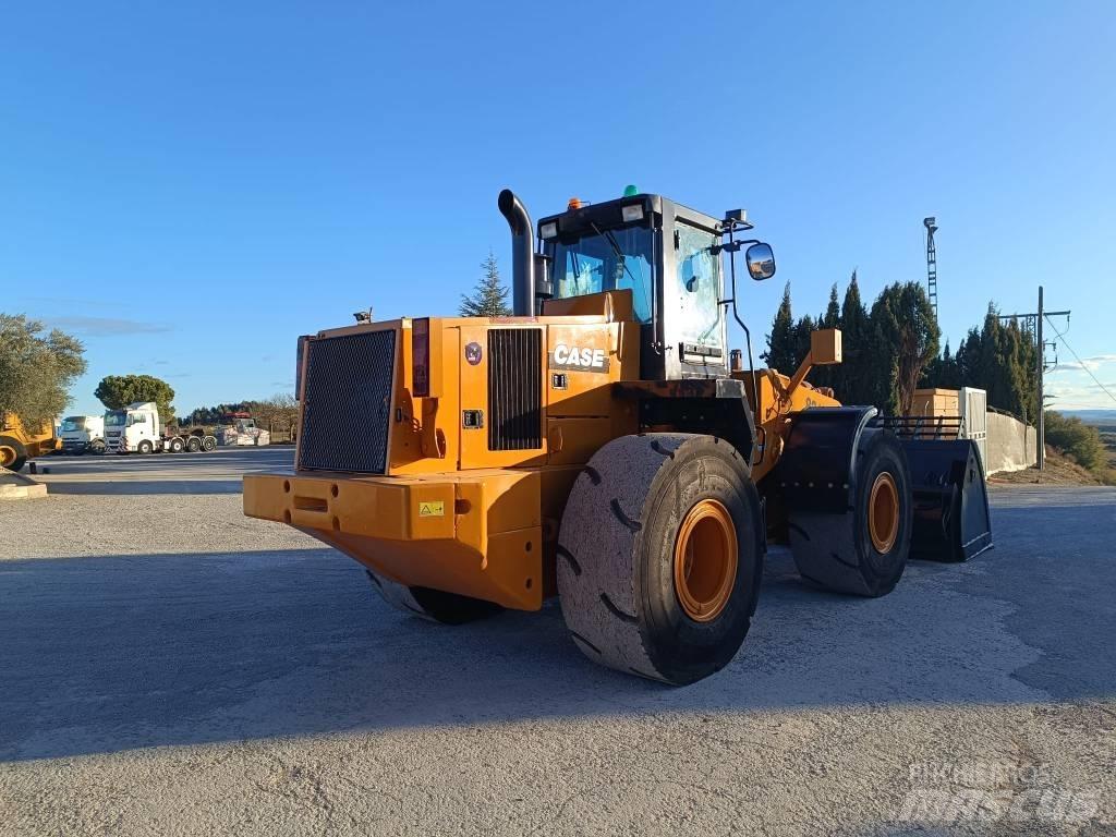 CASE 821C XR Hjullastare