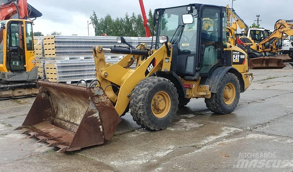 CAT 906M Hjullastare