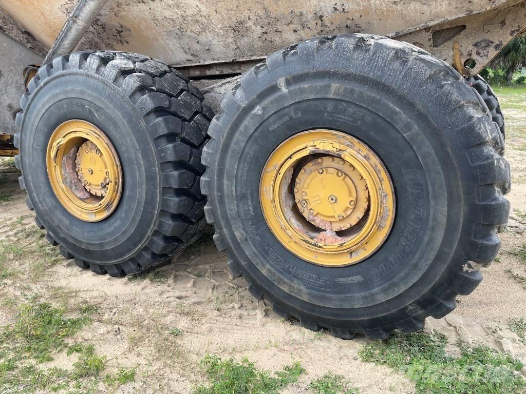 CAT 740 GC Midjestyrd dumper