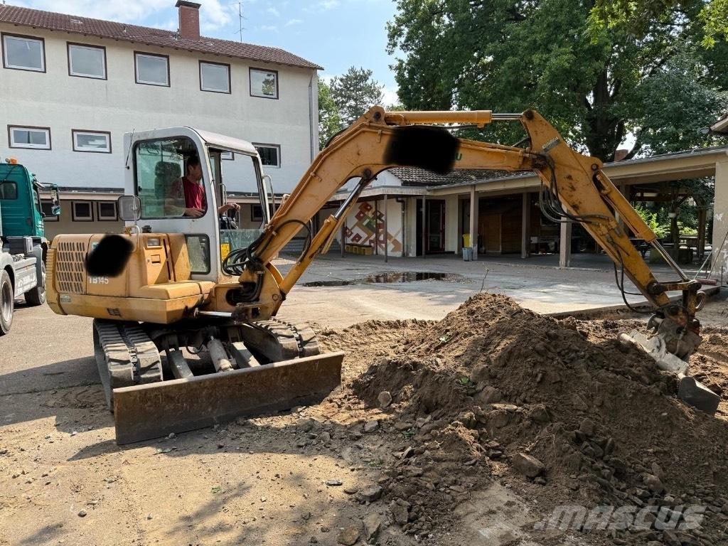 Takeuchi TB 145 Minigrävare < 7t