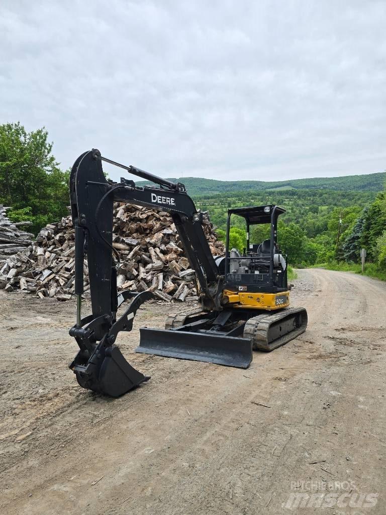 DEERE 50G Minigrävare < 7t