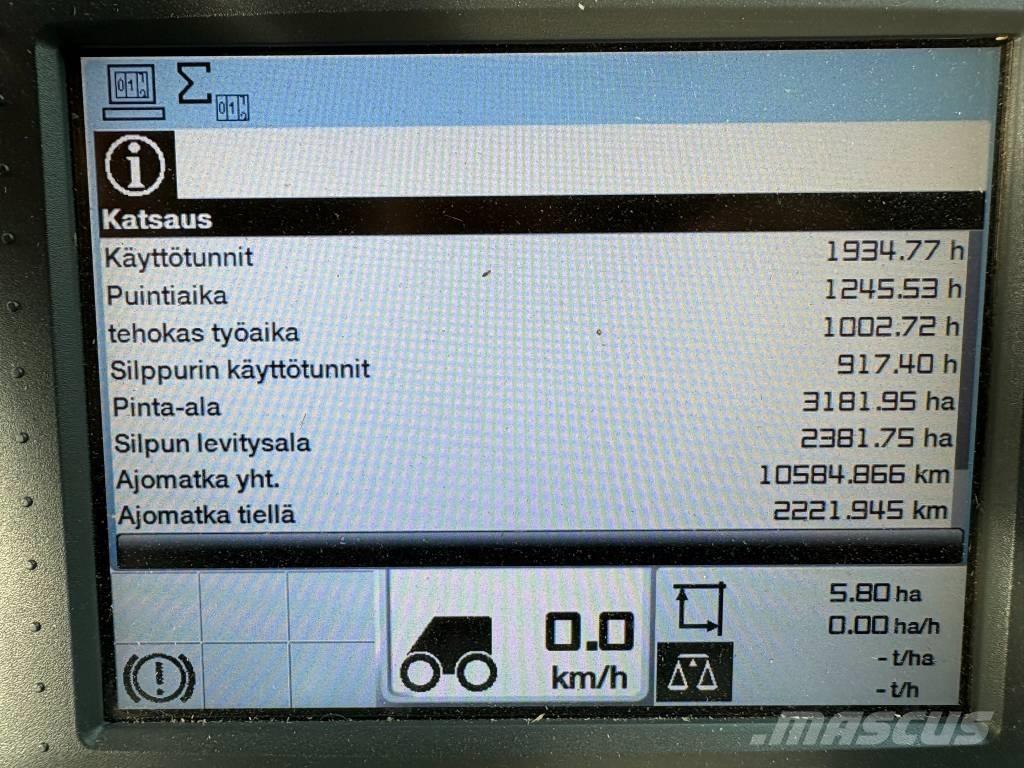 CLAAS Tucano 420 Skördetröskor