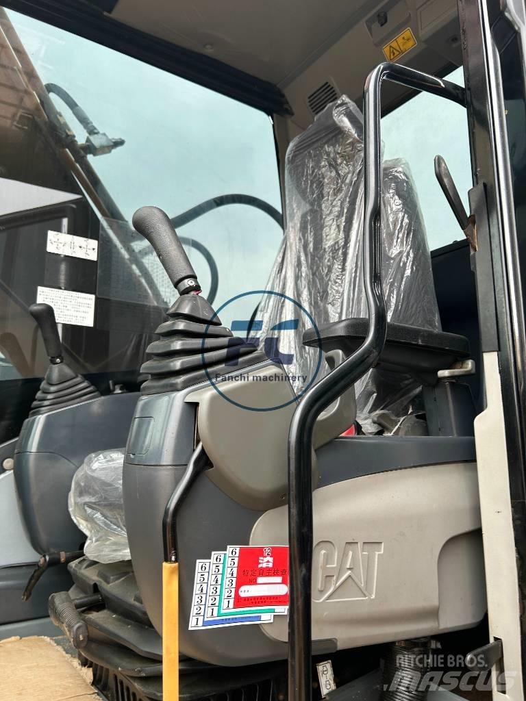 CAT 320 D2L Bandgrävare