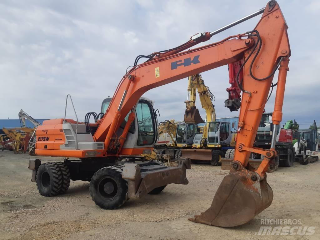 Fiat-Kobelco E175W Hjulgrävare
