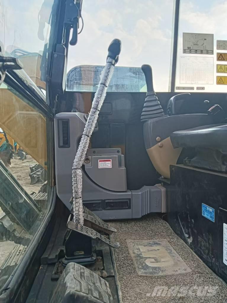 CAT 305.5 Minigrävare < 7t