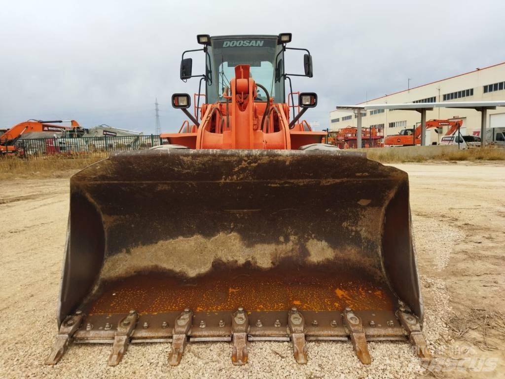 Doosan DL 300 Hjullastare