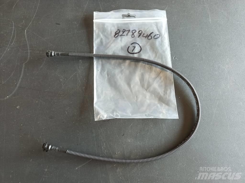 Volvo HOSE 82189460 Transport - Övriga