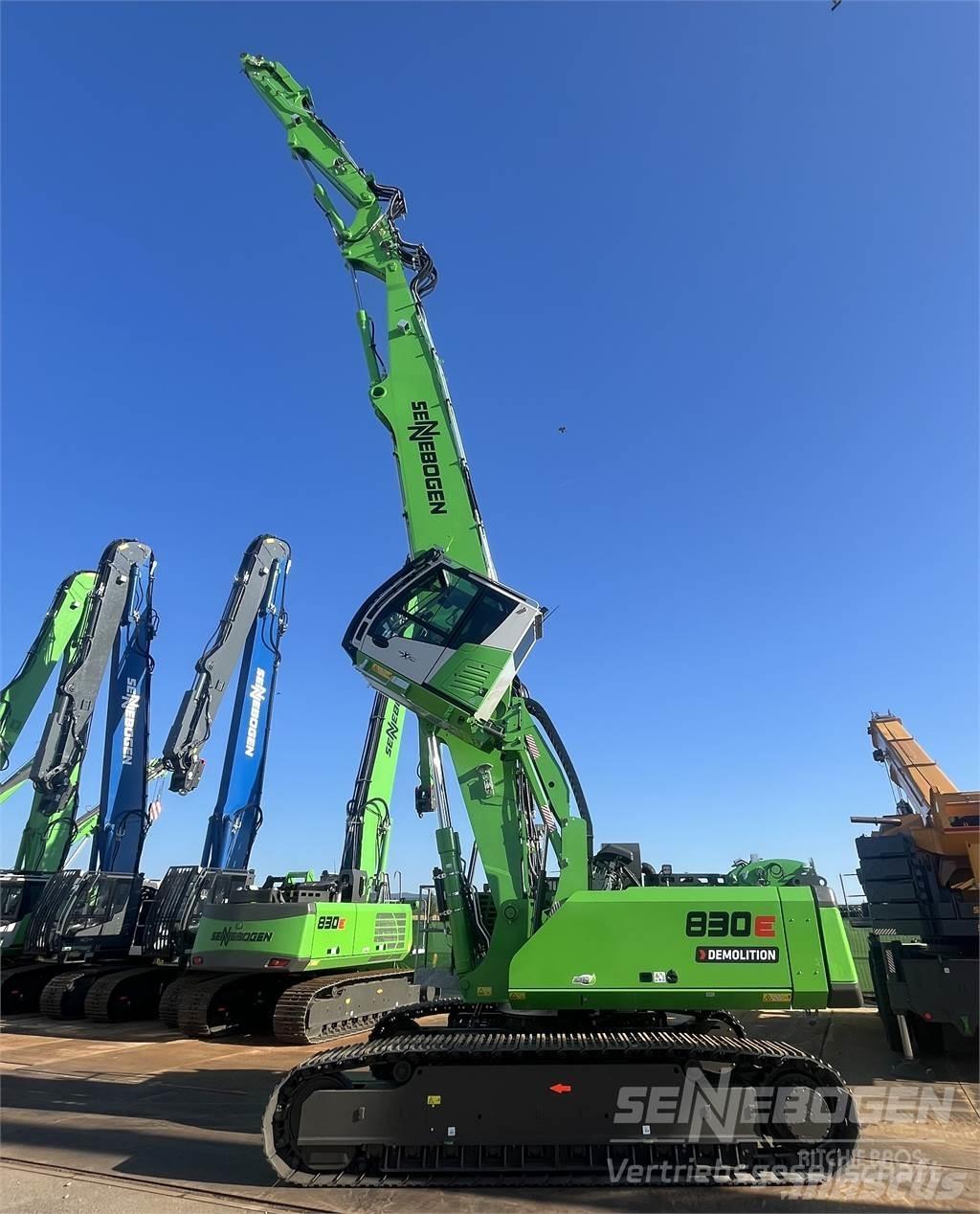 Sennebogen 830 R Rivningsgrävare
