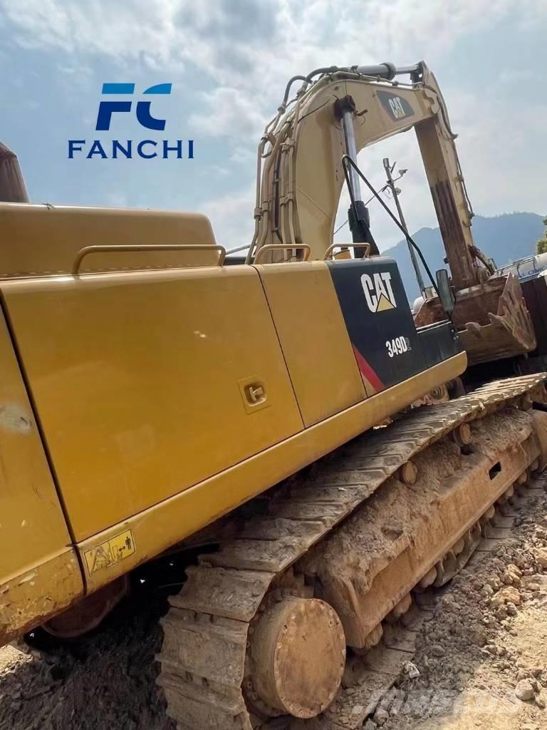 CAT 349 D 2 L Bandgrävare