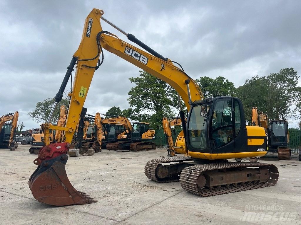 JCB JS 130 Bandgrävare