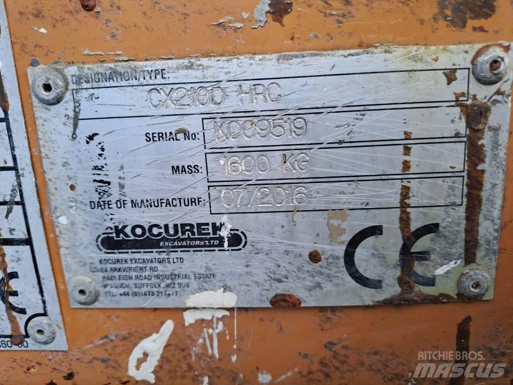 CASE CX 210 D Bandgrävare