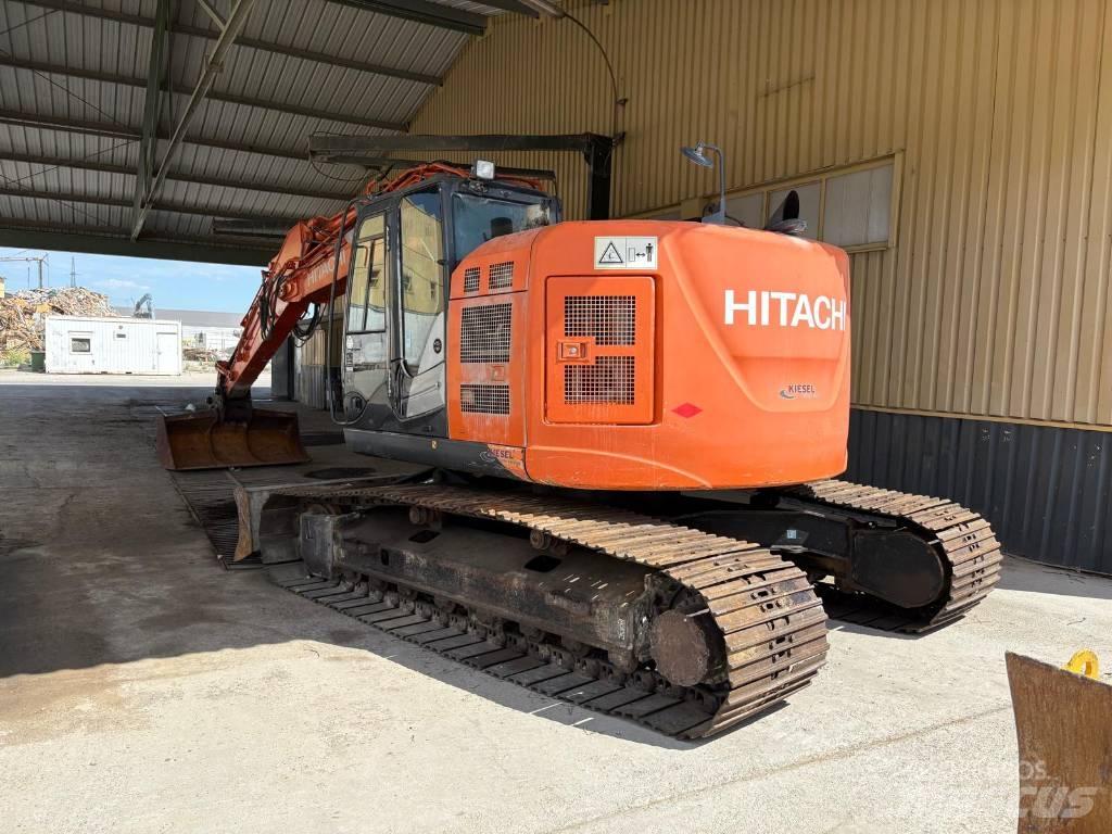 Hitachi ZX 225 Bandgrävare