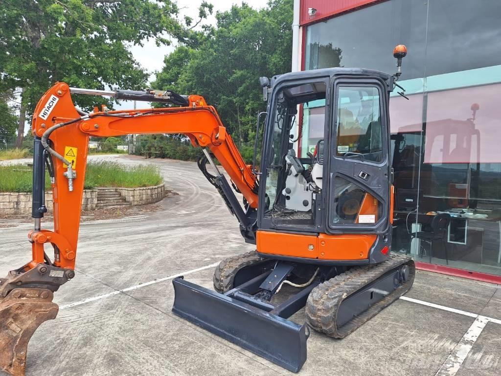 Hitachi ZX33-5A Minigrävare < 7t