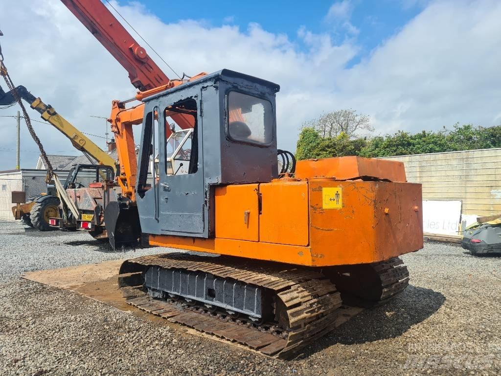 Hitachi UH 02 Minigrävare < 7t