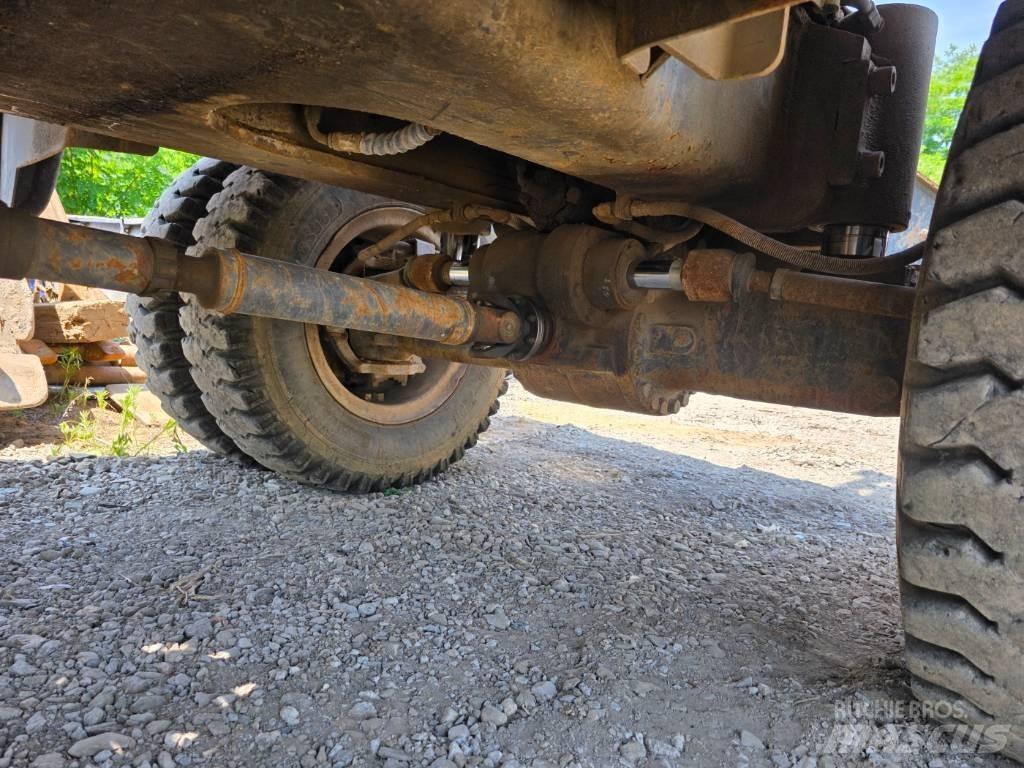 Doosan DX 210 W Hjulgrävare