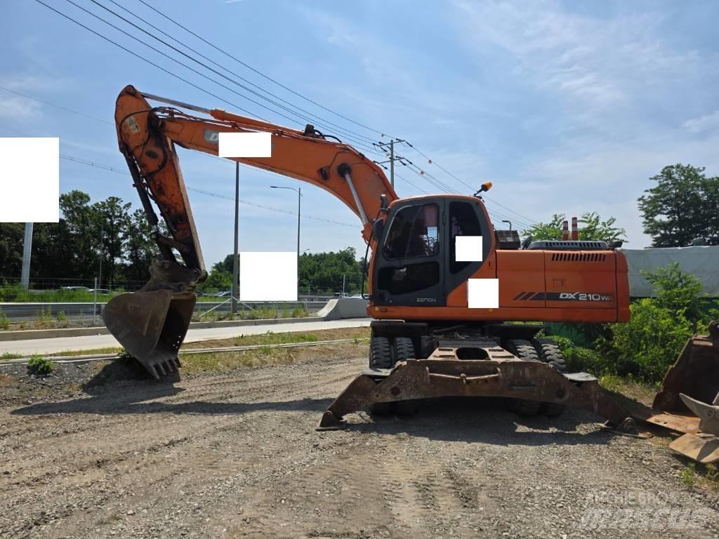 Doosan DX 210 W Hjulgrävare