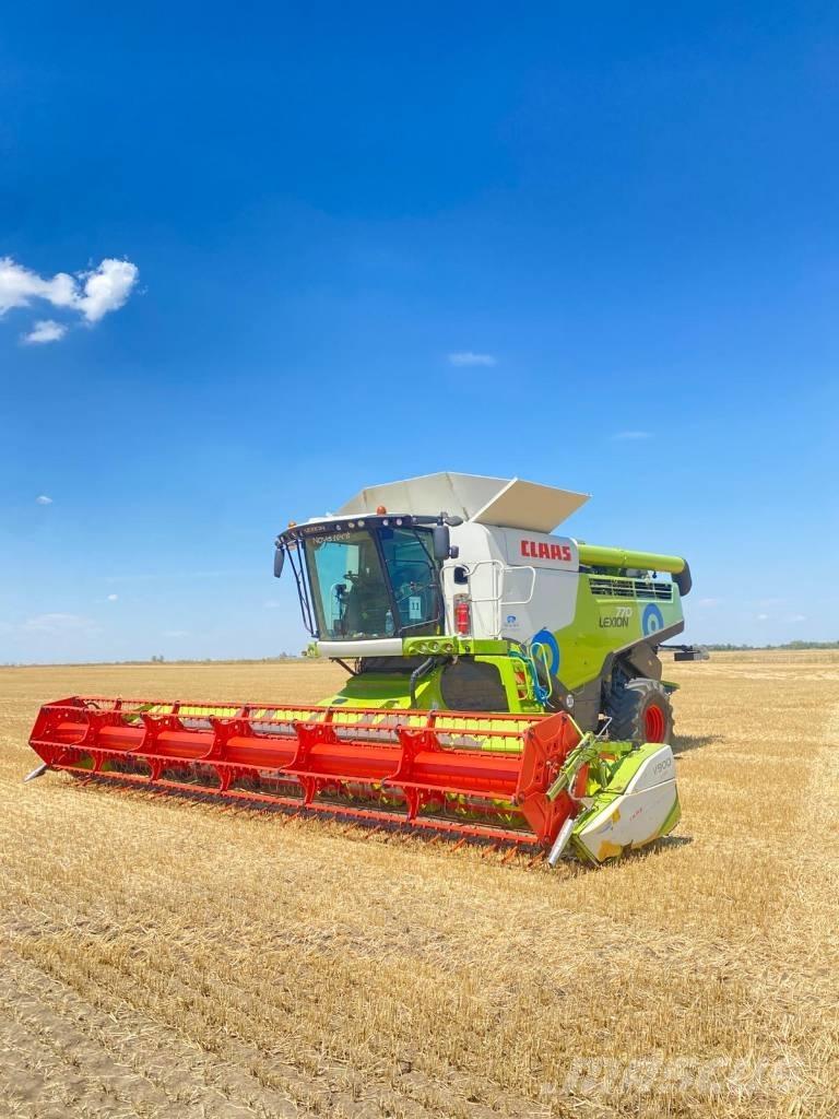 CLAAS Lexion 770 TT Skördetröskor