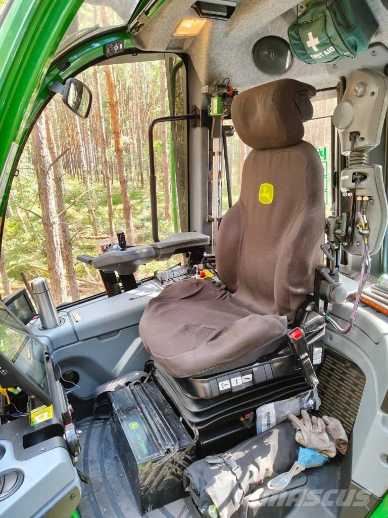 John Deere 1170 G Skördare