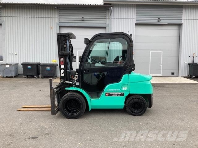 Mitsubishi FD35N Dieselmotviktstruckar