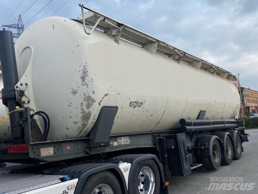 Spitzer SK2458CAL Tanktrailer