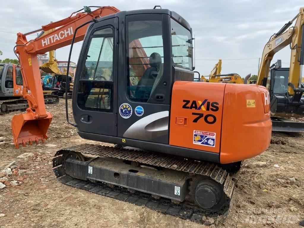Hitachi ZX 70 Bandgrävare