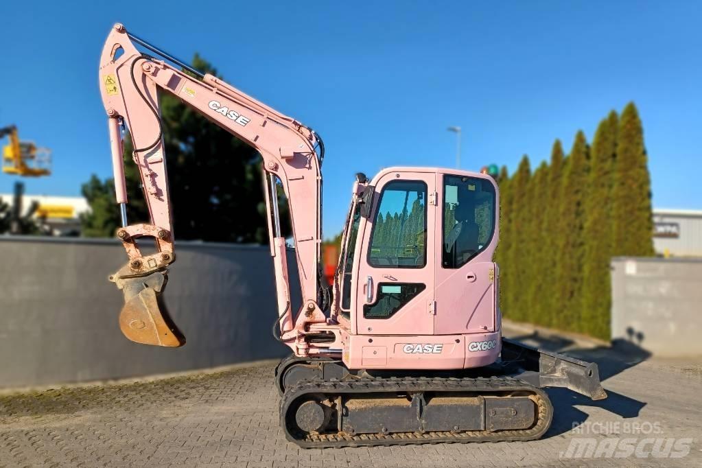 CASE CX 60 C Midigrävmaskiner 7t - 12t