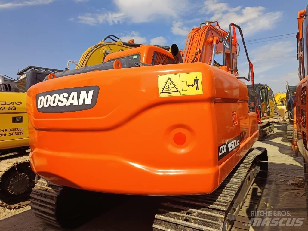 Doosan DX150 LC Bandgrävare
