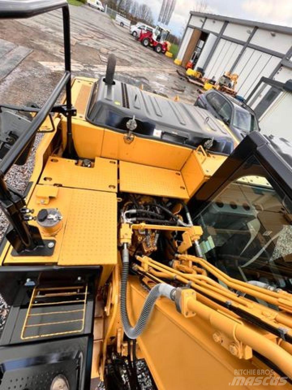 CAT 318EL + HS21 Bandgrävare