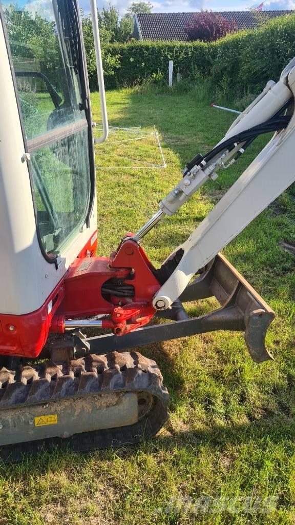 Takeuchi TB 216 Minigrävare < 7t
