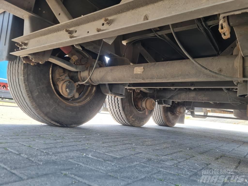 Schmitz SCS 24 Kapelltrailer