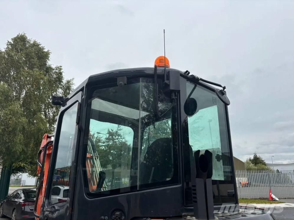 Hitachi ZX 48 U-5A Minigrävare < 7t