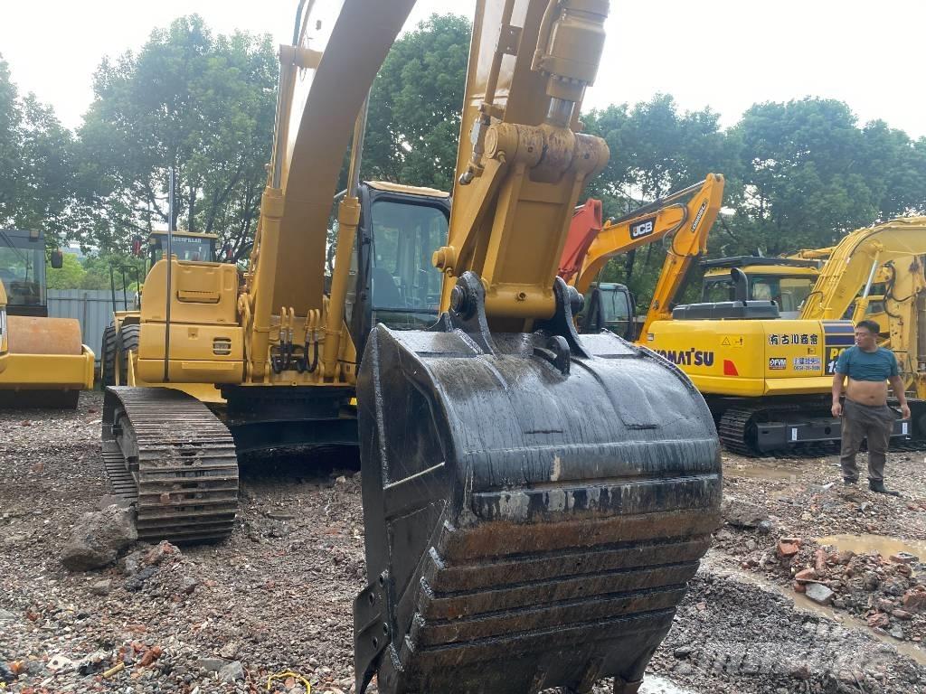 CAT 320 C L Bandgrävare