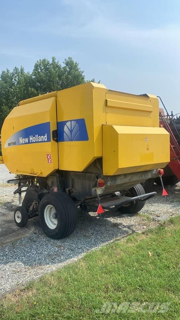 New Holland BR 7060 Rundbalspressar