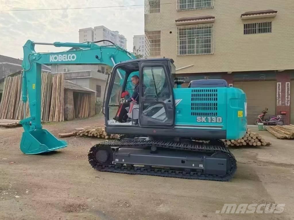 Kobelco SK130-11 Midigrävmaskiner 7t - 12t