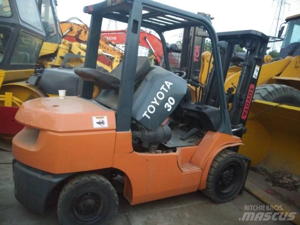 Toyota FD 30 Dieselmotviktstruckar