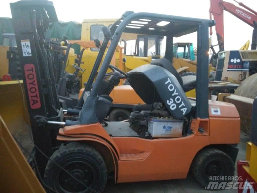 Toyota FD 30 Dieselmotviktstruckar