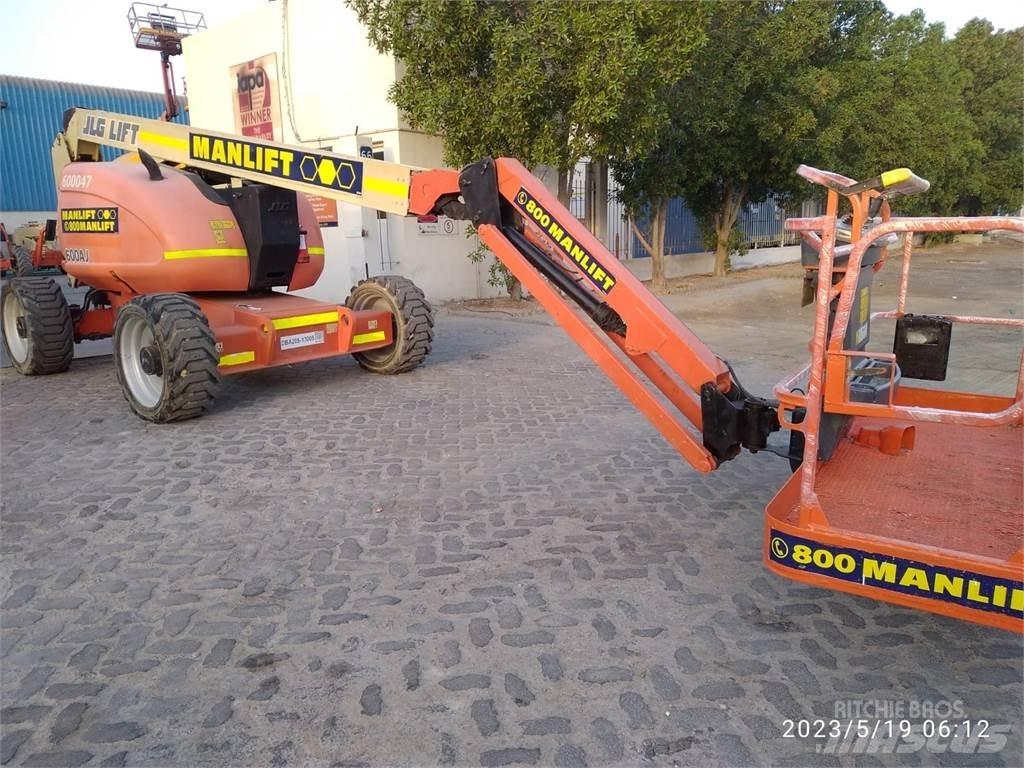 JLG 600AJ Bomliftar