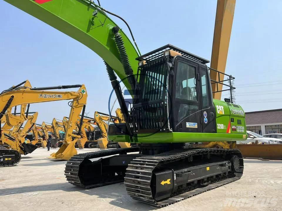 CAT 320 D 2 Bandgrävare
