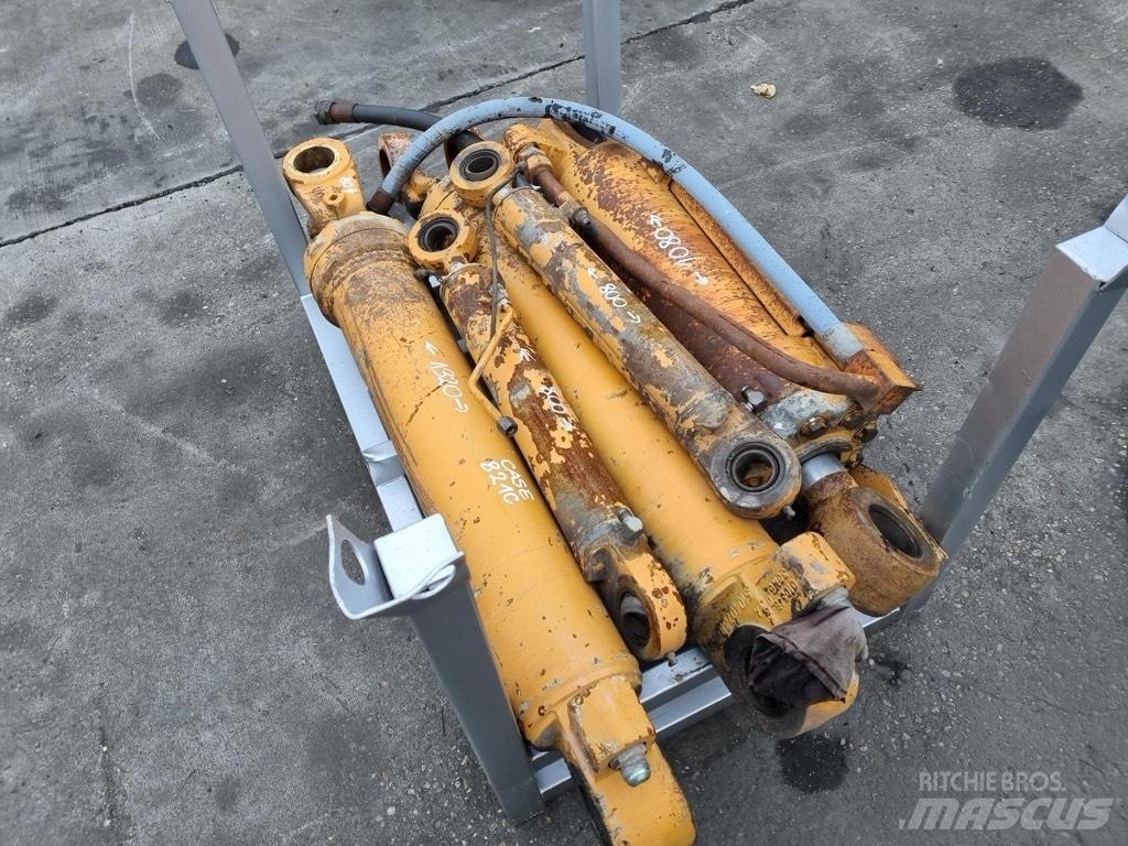 CASE 921 c siłowniki Hydraulik