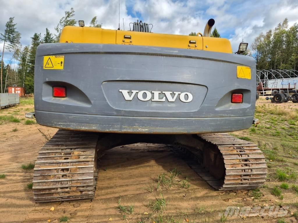 Volvo EC 240 B LC Bandgrävare