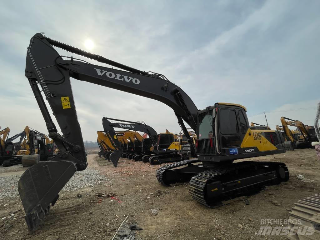 Volvo EC240D Bandgrävare