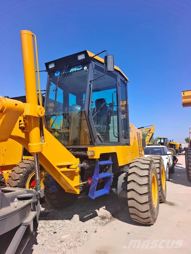 XCMG GR 1803 Väghyvlar