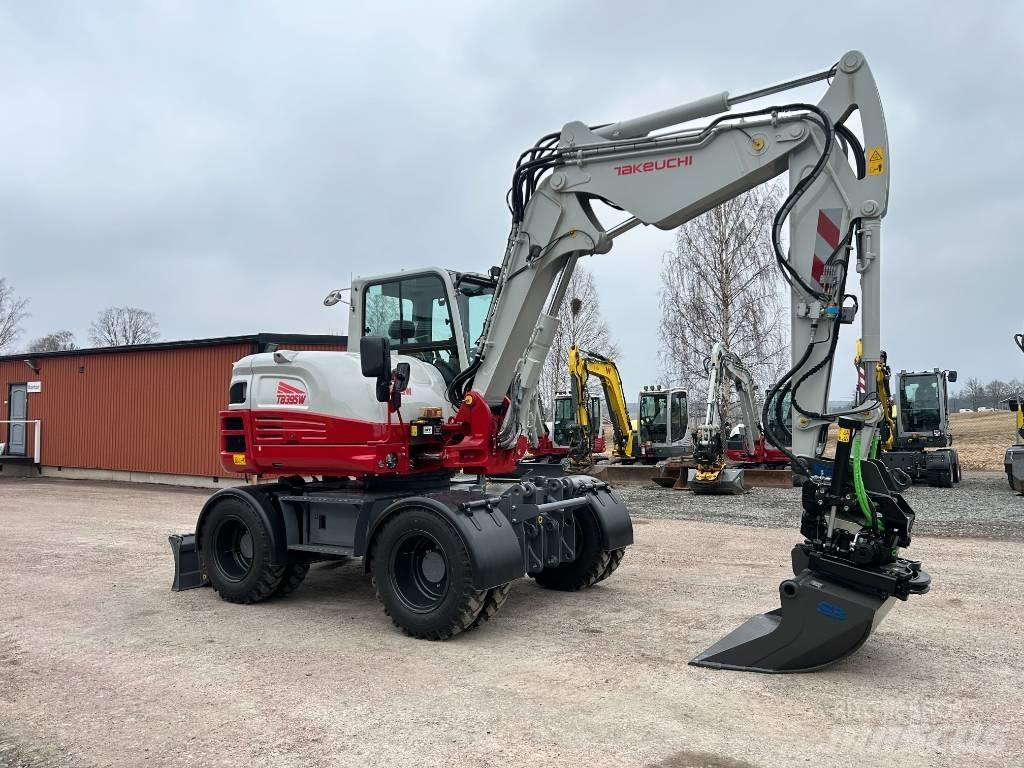 Takeuchi TB395W Hjulgrävare