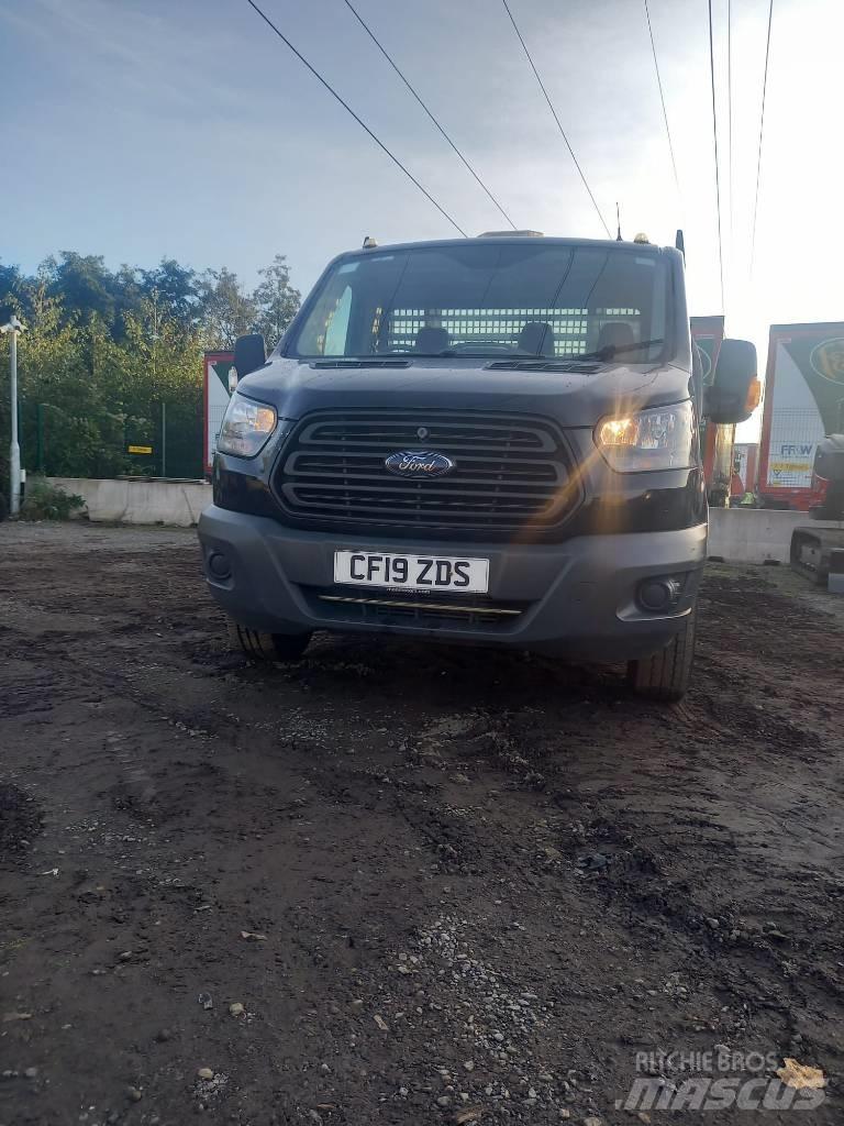 Ford Transit 350 Flakbilar