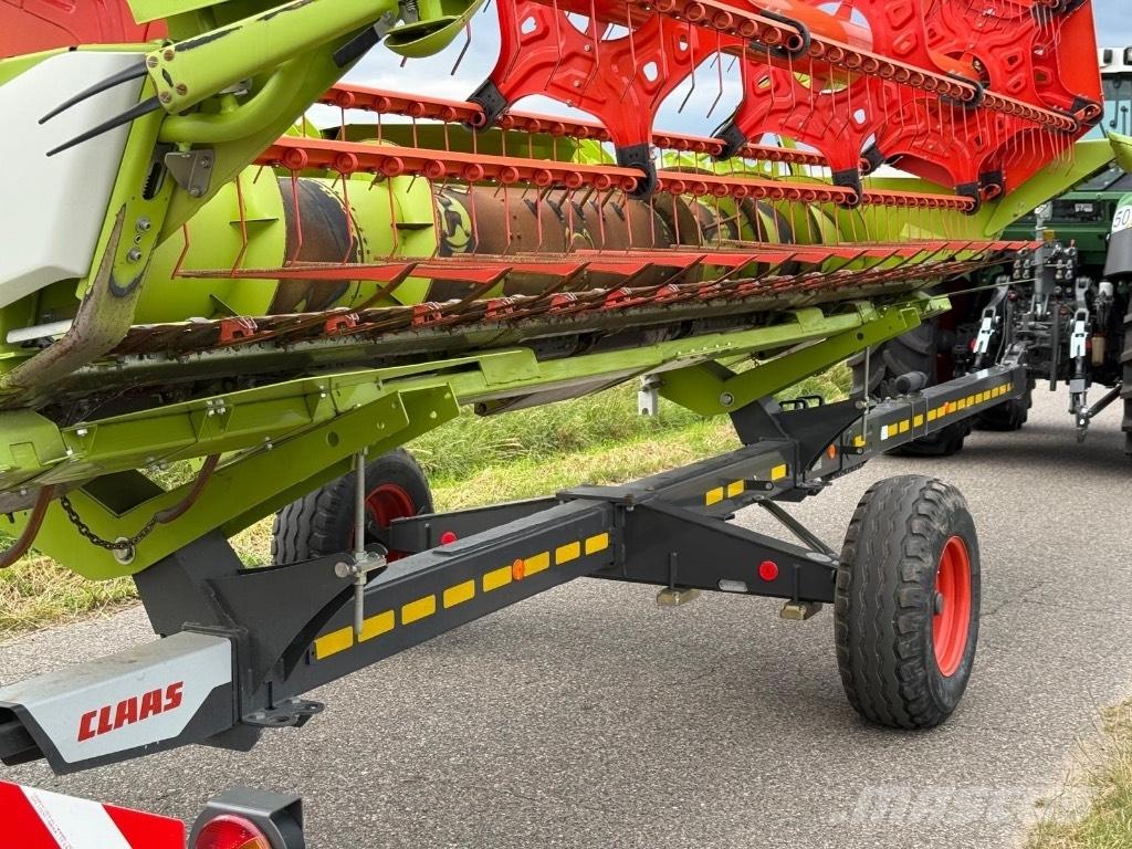 CLAAS 560 Cerio Trösktillbehör