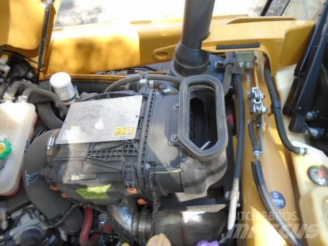 CAT 420XE Grävlastare