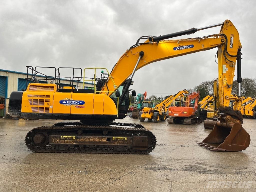 JCB JS370 LC Bandgrävare